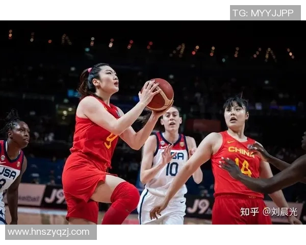 美国女篮与加拿大女篮激战正酣谁将赢得这场篮球盛宴
